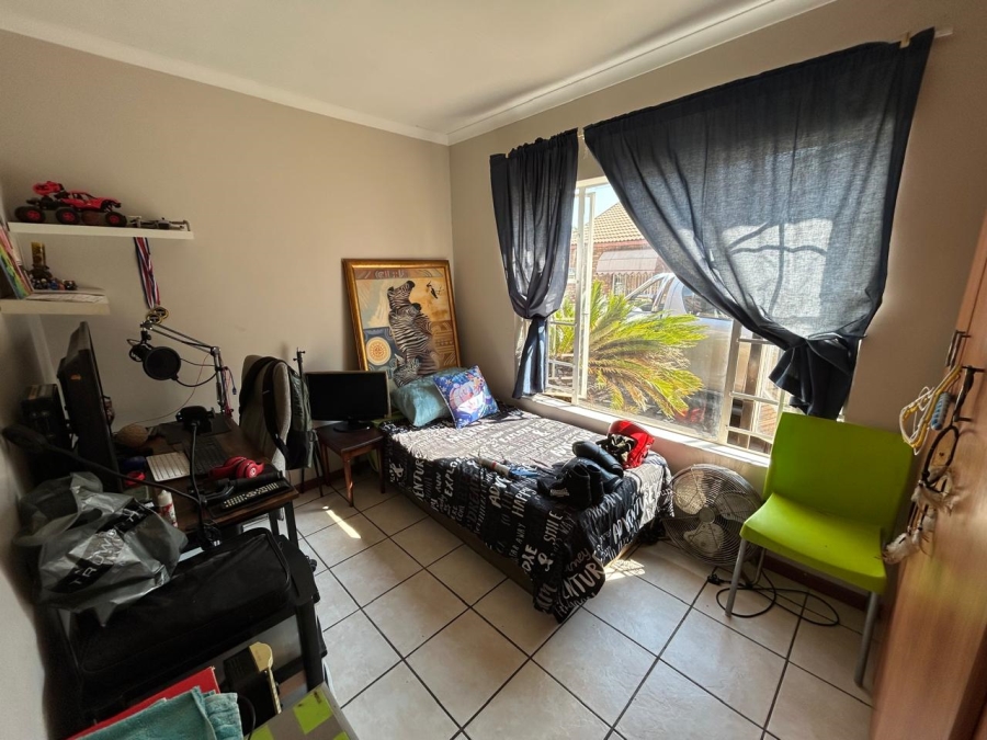 2 Bedroom Property for Sale in Brits North West